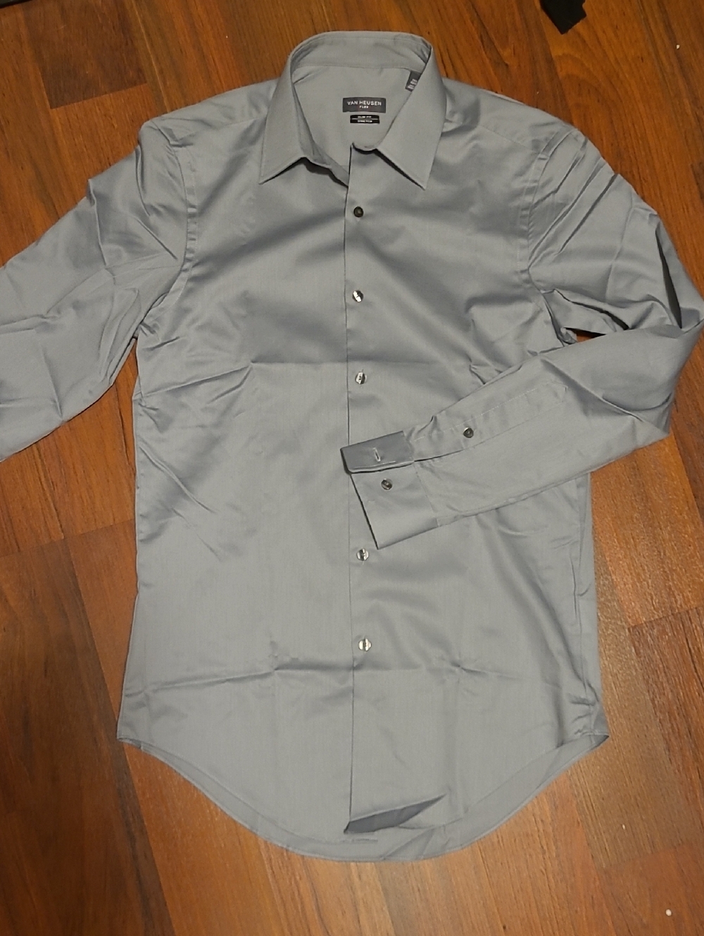 Van Heusen Men's Gray Long-Sleeve Dress Shirt